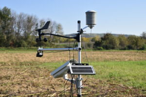 Piquets connectés _ une innovation au service de l'agriculture de précision _ INRAE.jpg